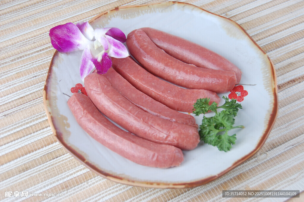 美味香腸擺盤裝飾精美