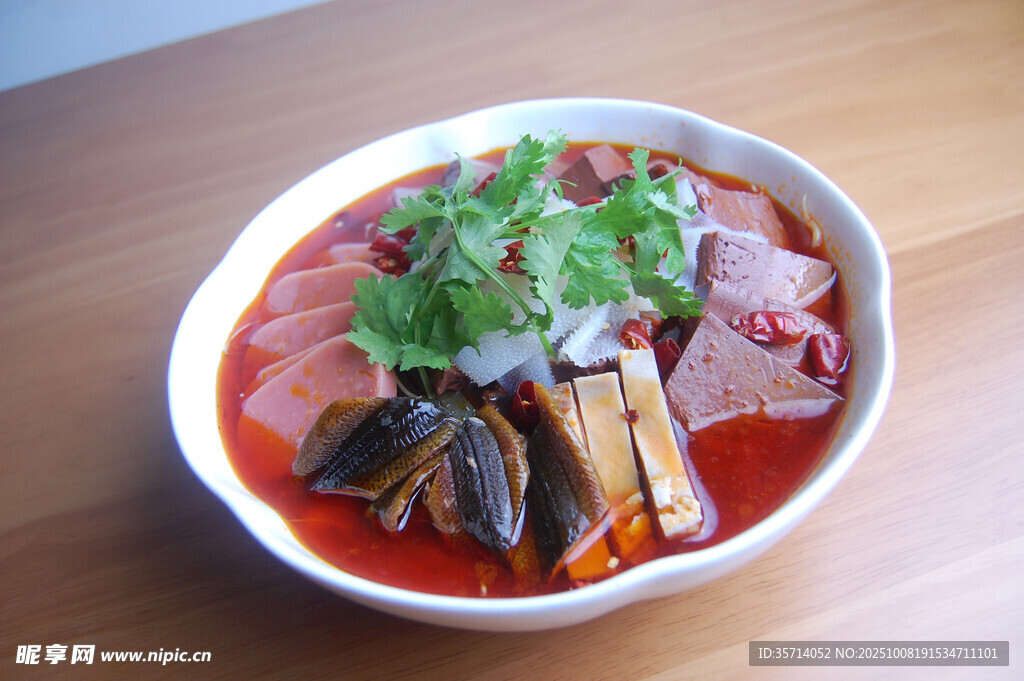 美味涼拌菜色彩誘人