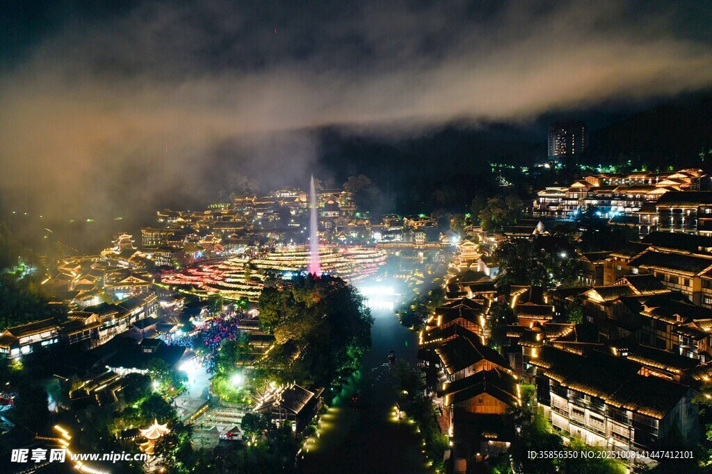 烏江寨夜景璀璨燈火輝煌