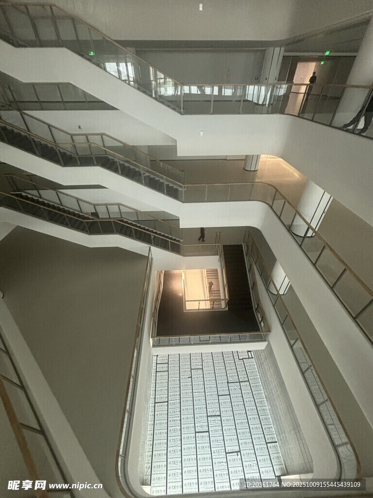 多層建筑內(nèi)部空間景觀