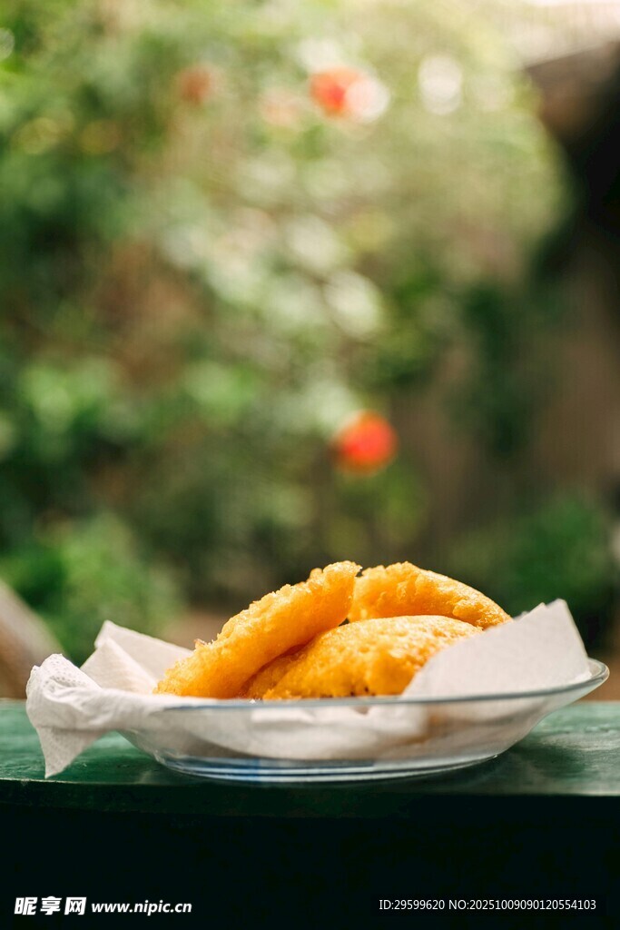 盤中美味炸物 