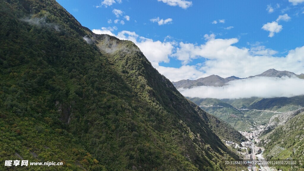 壯麗高山云海景觀