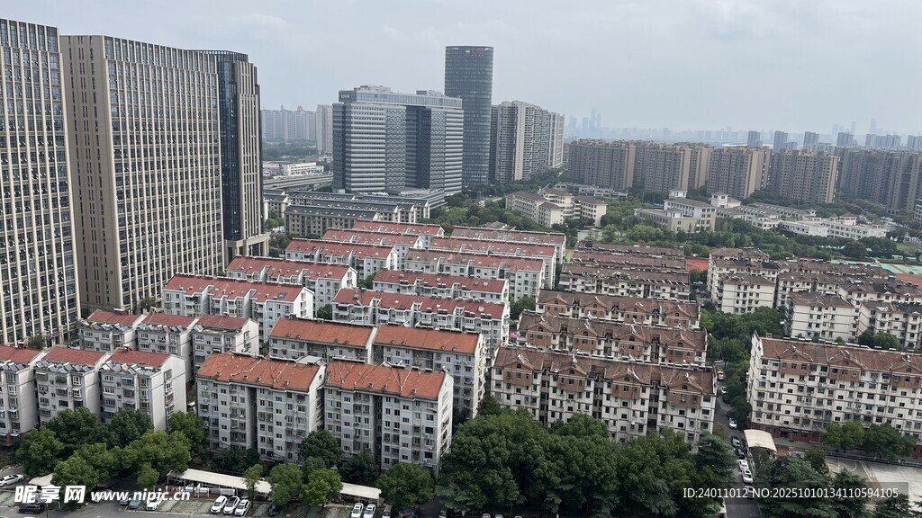 城市住宅區(qū)與高樓景觀