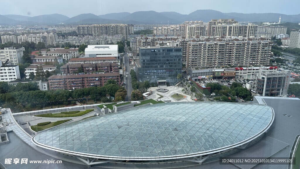 城市中獨(dú)特的圓形建筑景觀
