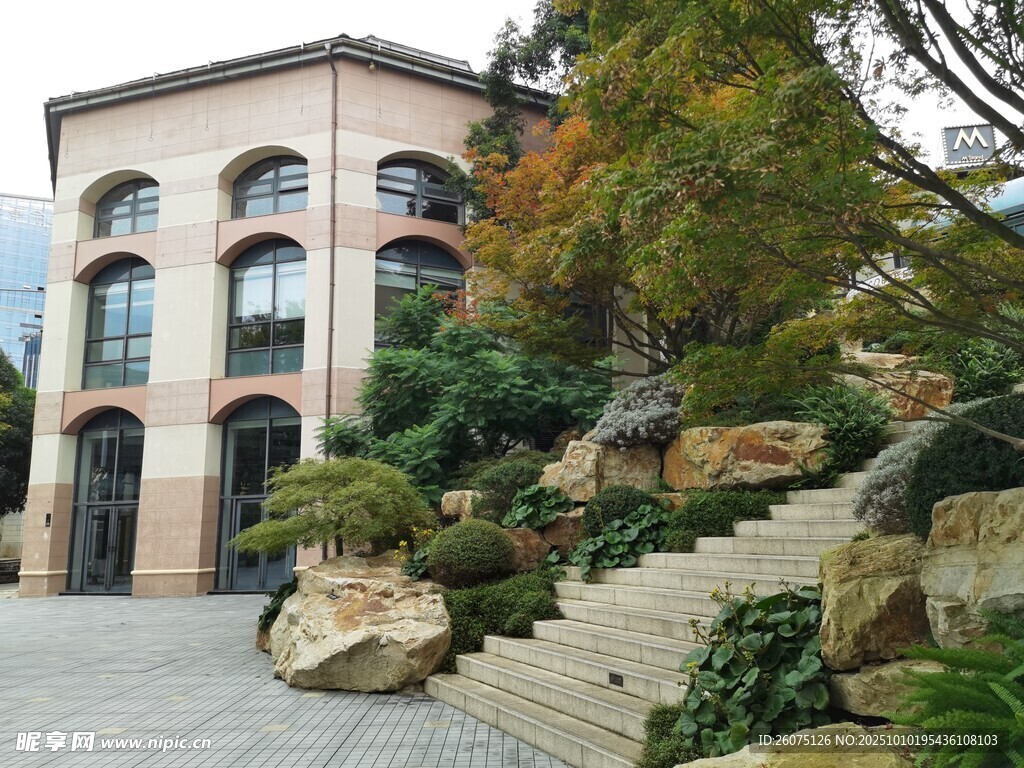 歐式風(fēng)格庭院建筑景觀