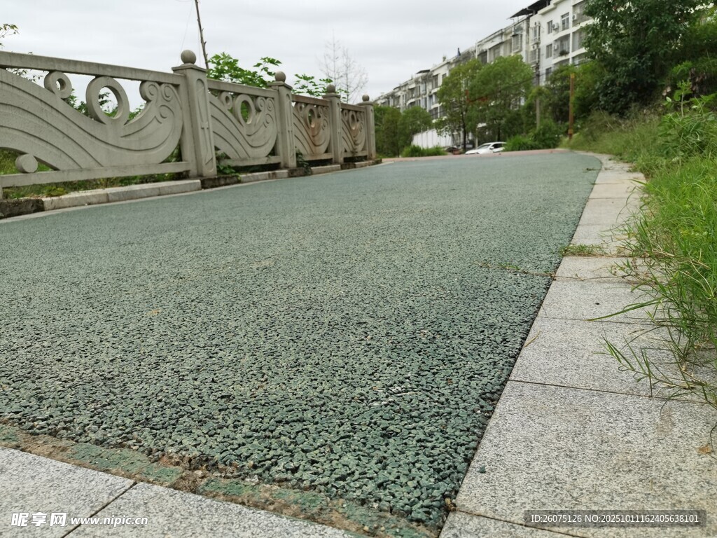 透水路面鋪設(shè)場景