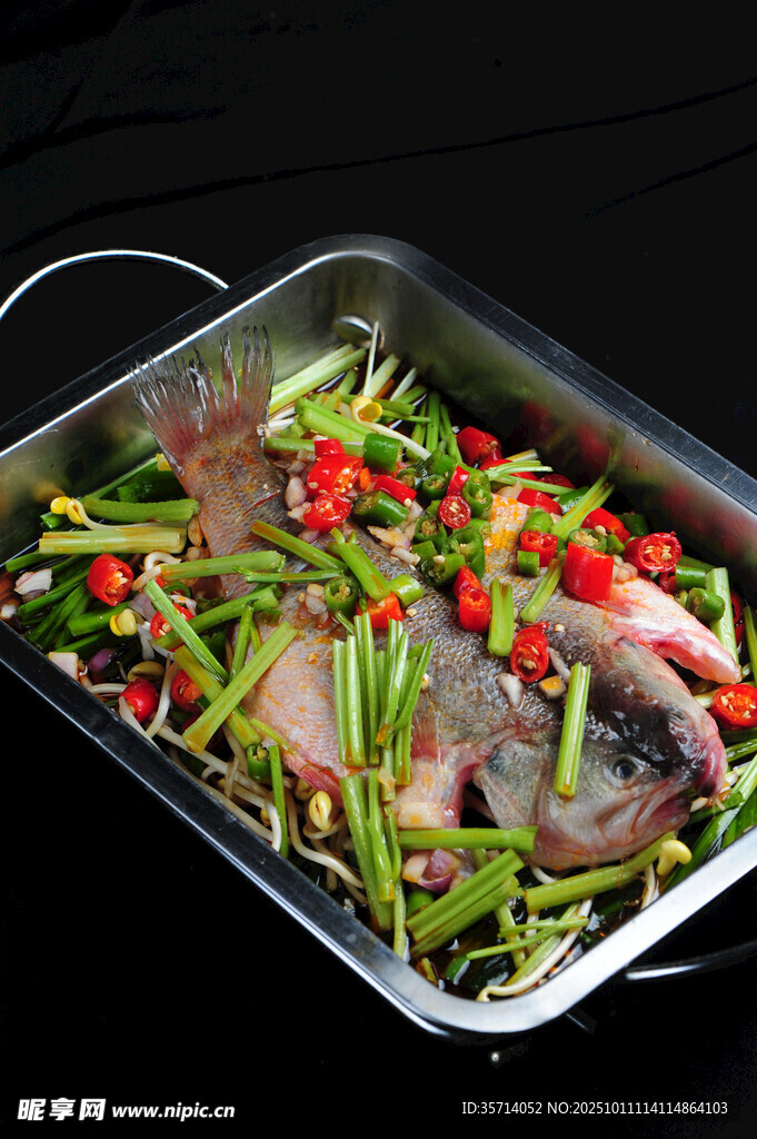 香煎魚配蔬菜擺盤精美