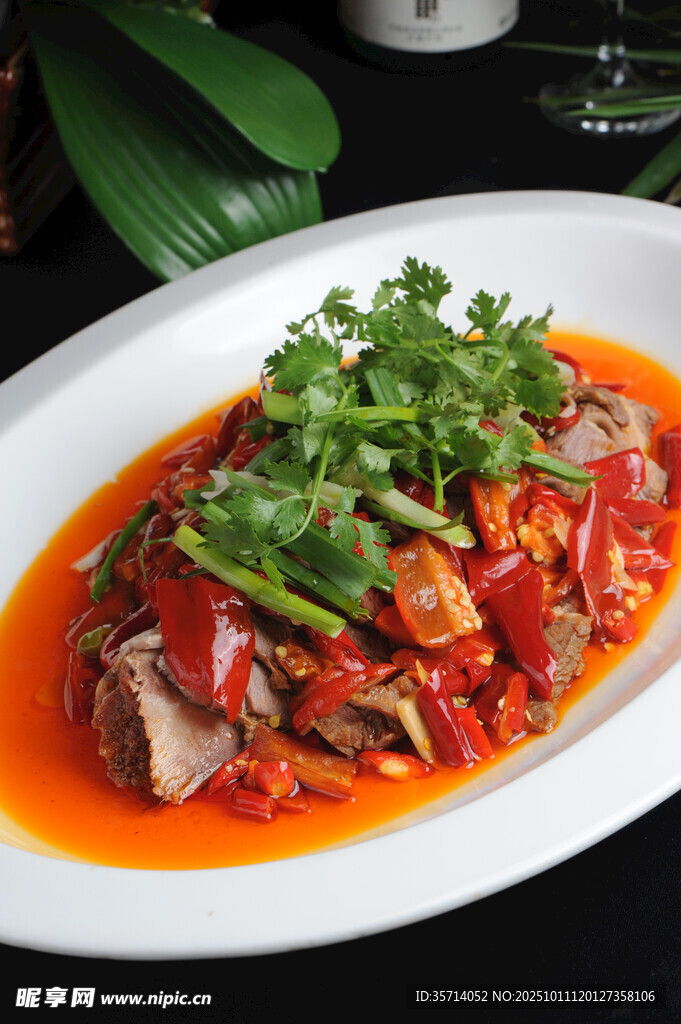 香辣可口的特色紅燒牛肉