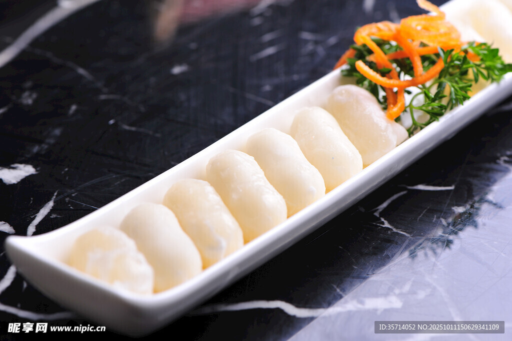 精致擺盤的美味山藥片