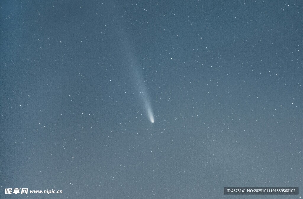 夜空中的彗星