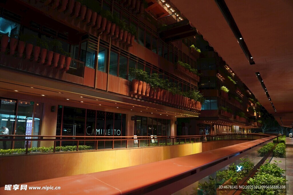 夜晚城市建筑景觀