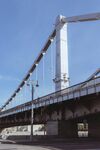 現(xiàn)代風(fēng)格橋梁橫跨天際