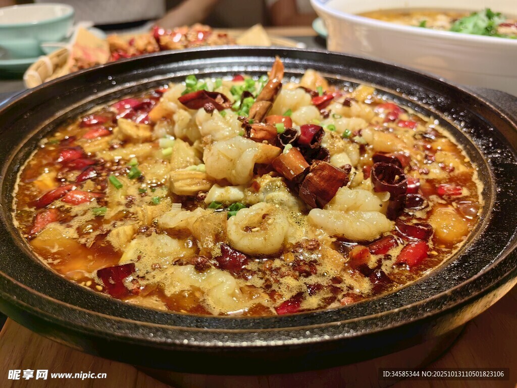 麻辣鮮香的美味海鮮鍋