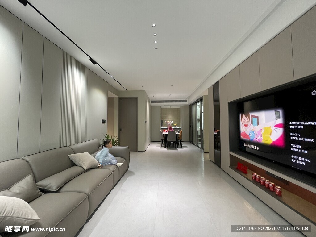 現(xiàn)代簡約風(fēng)寬敞客廳一角