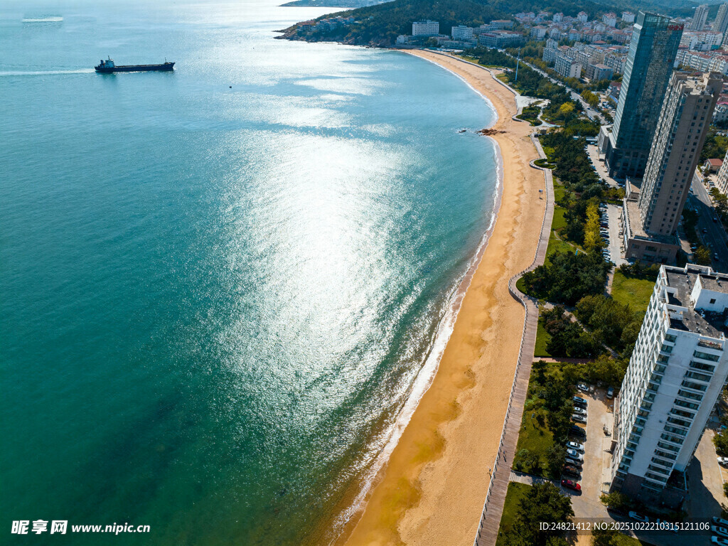 海濱城市美麗海岸線風(fēng)光