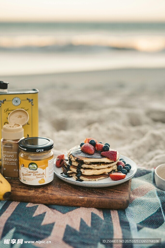 海灘野餐 美味與美景相伴