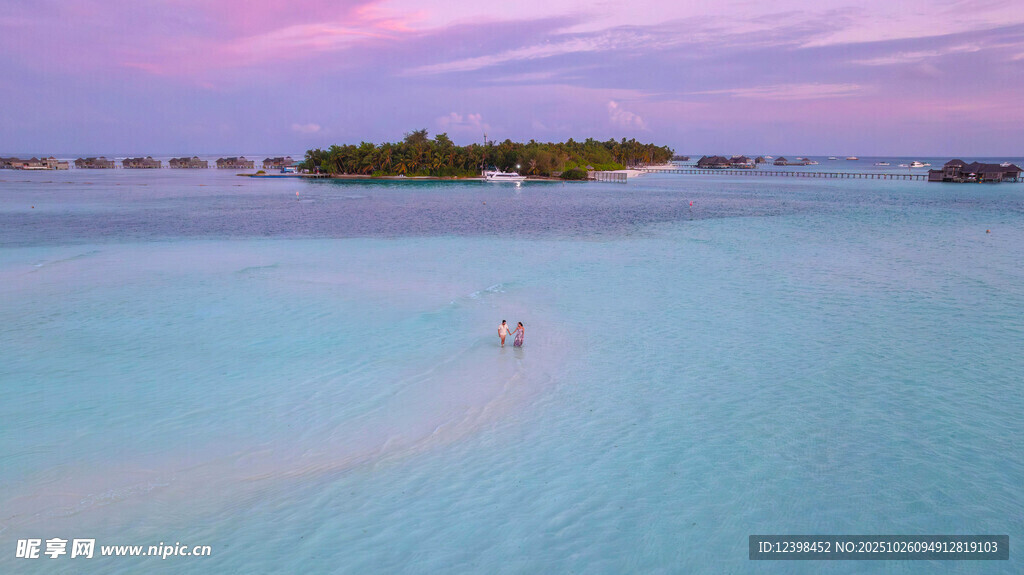 夢(mèng)幻海島淺灘迷人風(fēng)光