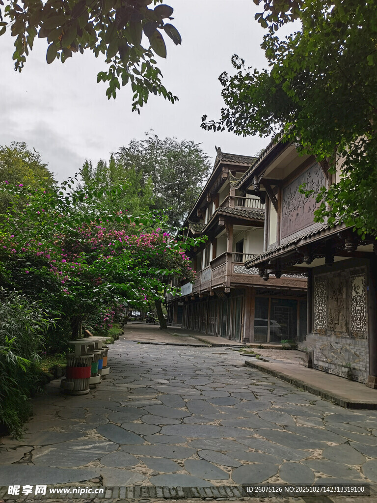 古巷中的傳統(tǒng)建筑