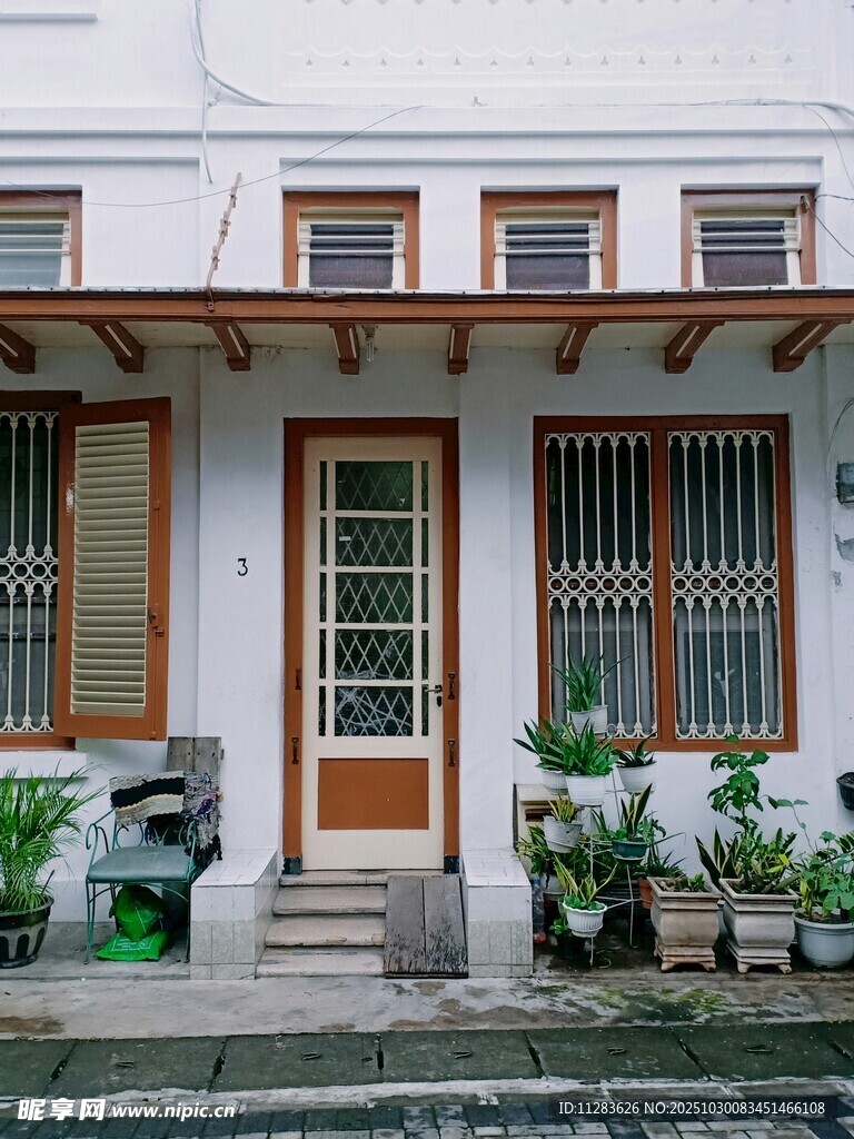 簡(jiǎn)約風(fēng)格的住宅門前景致