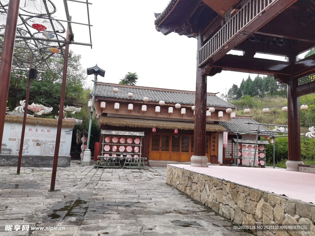 古樸鄉(xiāng)村建筑景觀