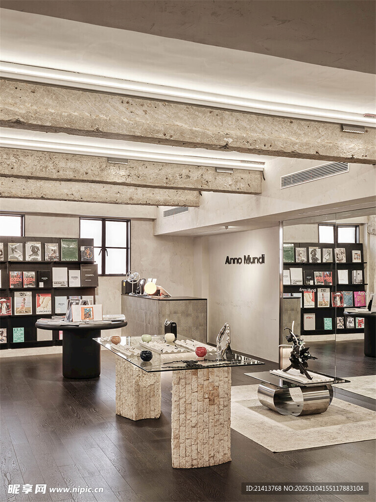 現(xiàn)代風(fēng)格書店室內(nèi)展示