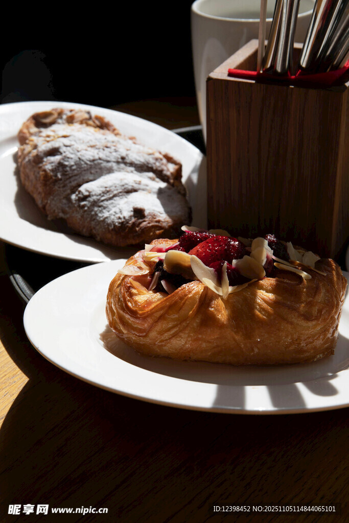 美味烘焙甜點(diǎn)誘人呈現(xiàn)