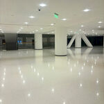 寬敞明亮的現(xiàn)代化室內(nèi)空間