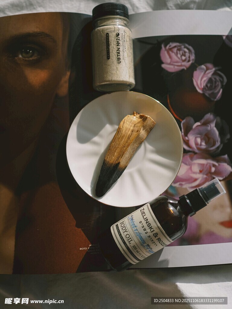 美妝產(chǎn)品組合展示