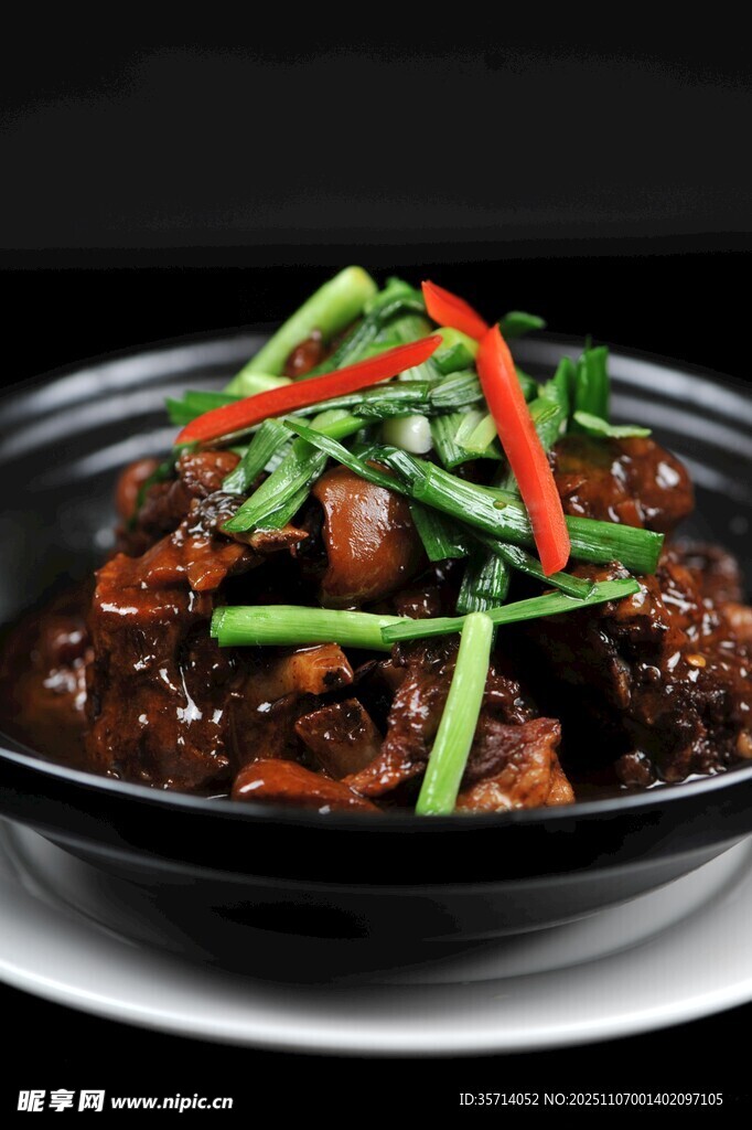 美味黑鍋小炒肉