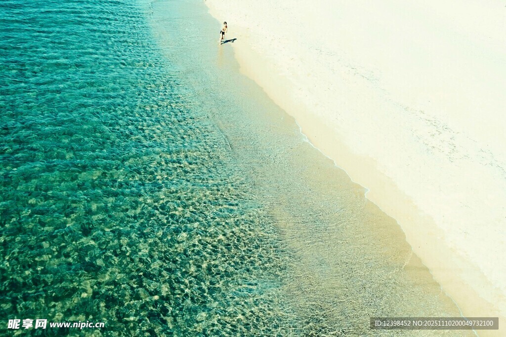 碧海白沙的美麗海岸線