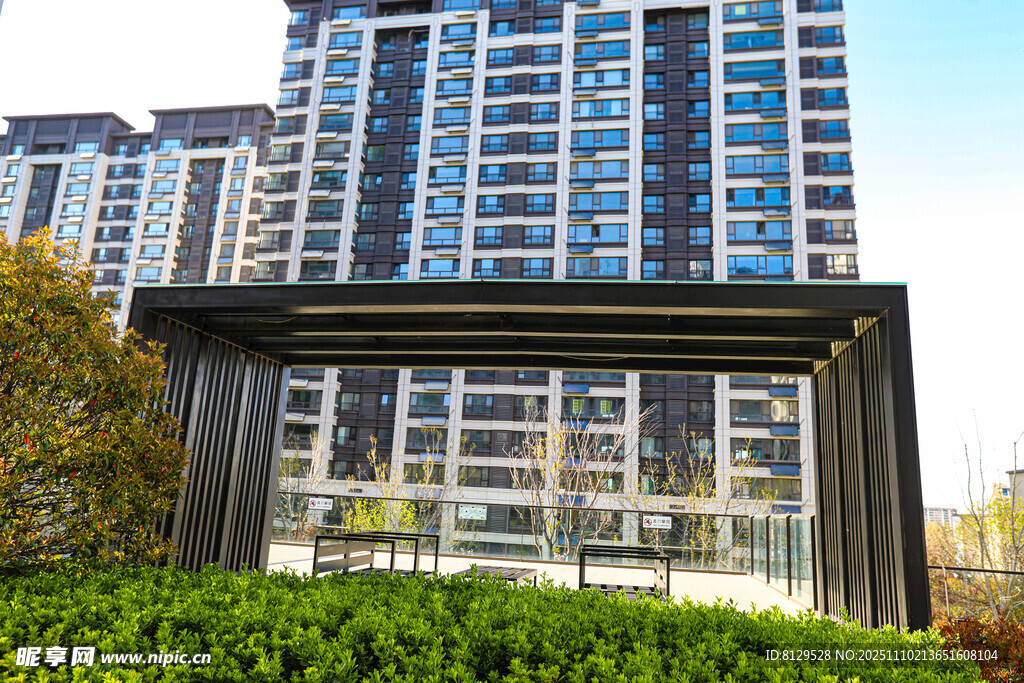 現(xiàn)代風(fēng)格小區(qū)入口景觀