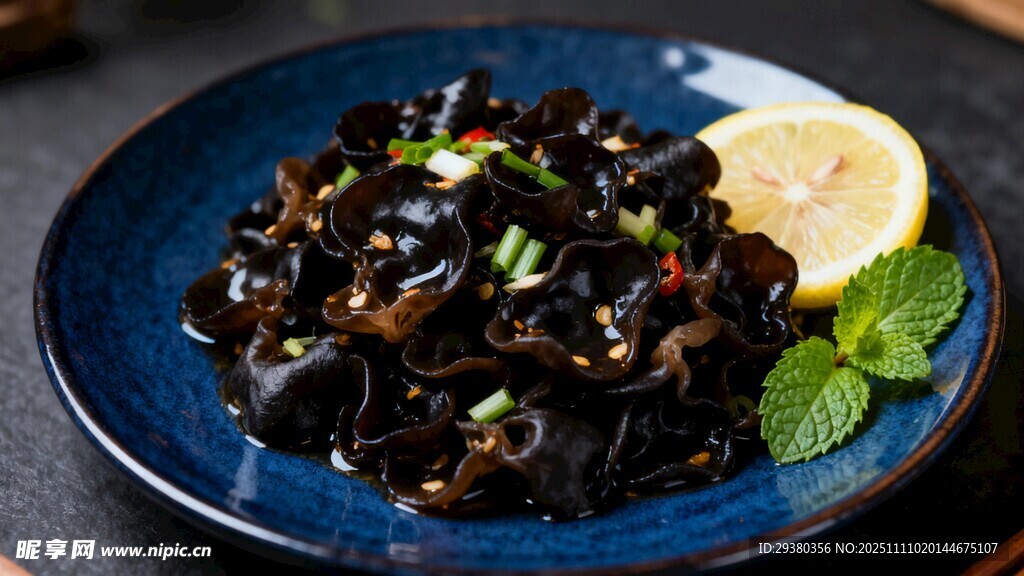 涼拌黑木耳