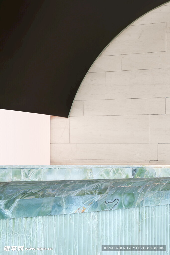 現(xiàn)代簡(jiǎn)約風(fēng)格的泳池一角