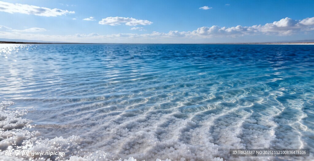 清澈蔚藍(lán)的海邊美景