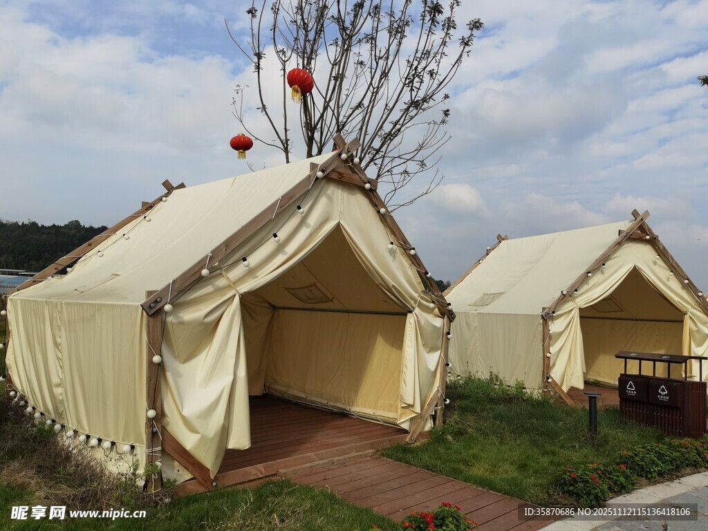 戶外精致露營帳篷景觀