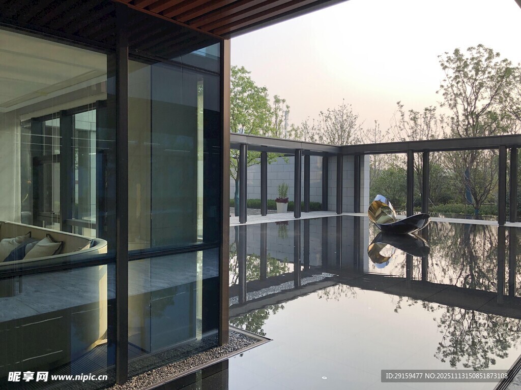 現(xiàn)代簡(jiǎn)約風(fēng)格的雅致庭院