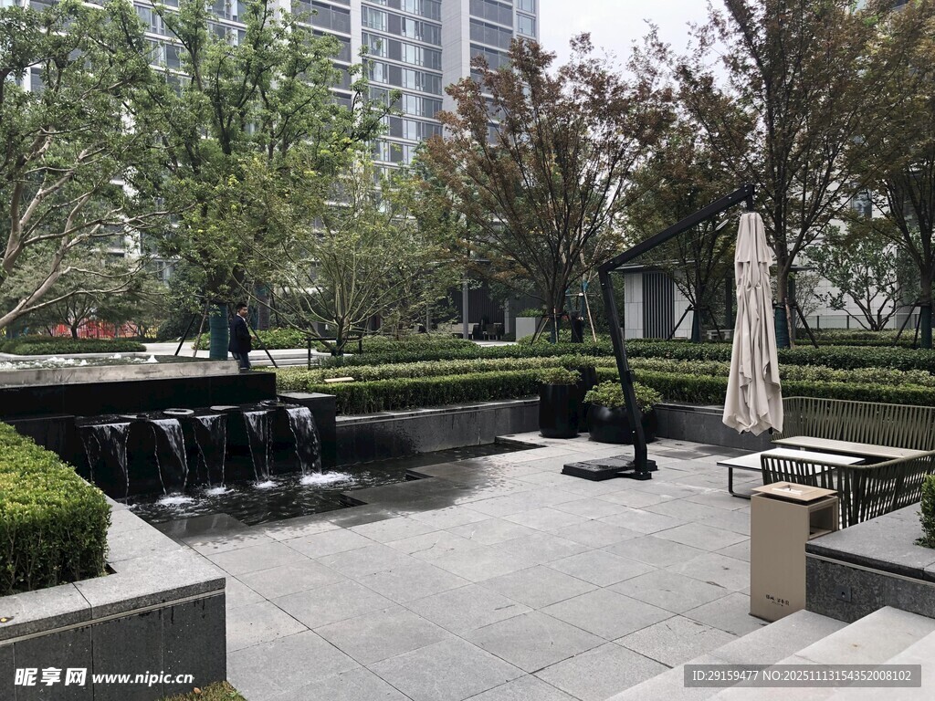 現(xiàn)代城市中的靜謐休憩空間