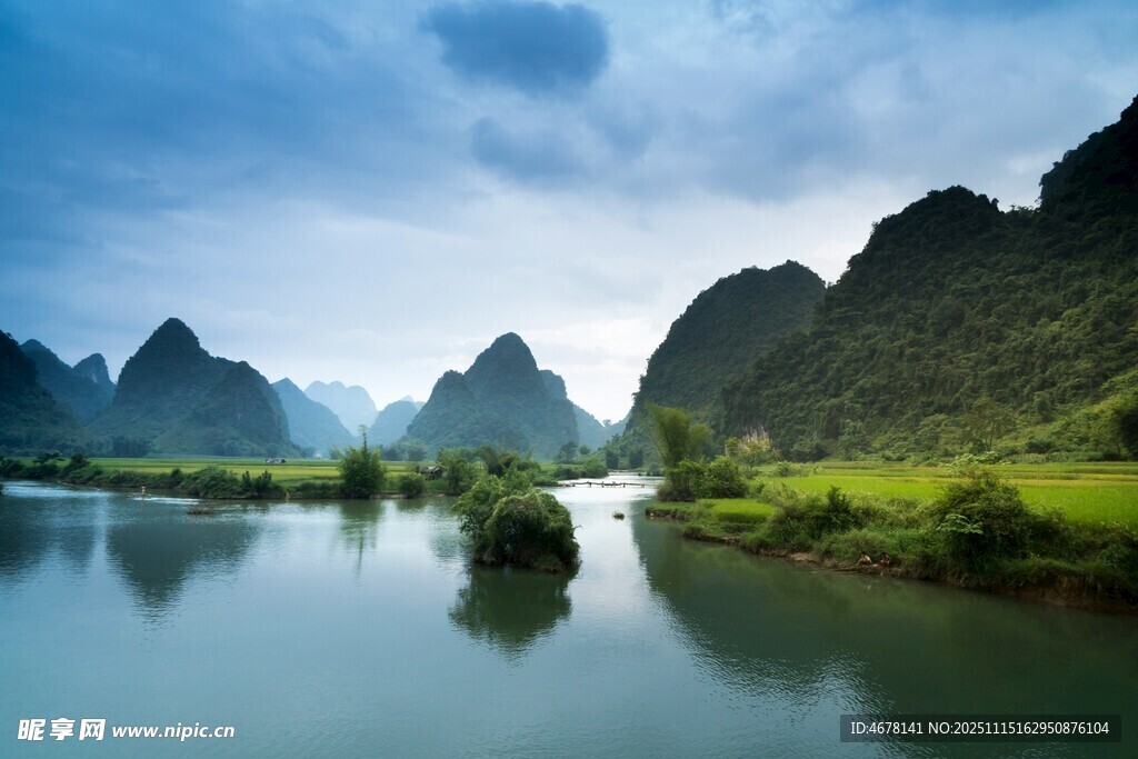 山水秀麗的自然風景圖