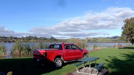 新西蘭亨得利湖畔風(fēng)景