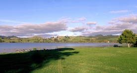 新西蘭亨得利湖畔風(fēng)景