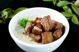 吊烧排骨饭