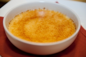 美味布丁甜品图片
