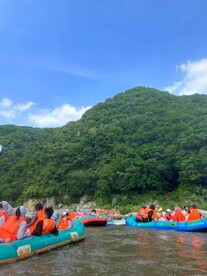 红河谷漂流