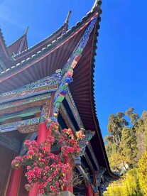 吊脚楼