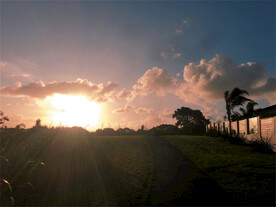 海濱小鎮(zhèn)日落風(fēng)光