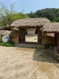 草房