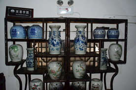 民居室内家具
