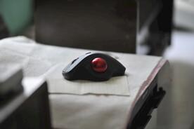 軌跡球鼠標(biāo)