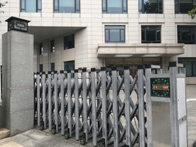 卷帘门