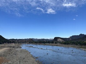 大石河上天空
